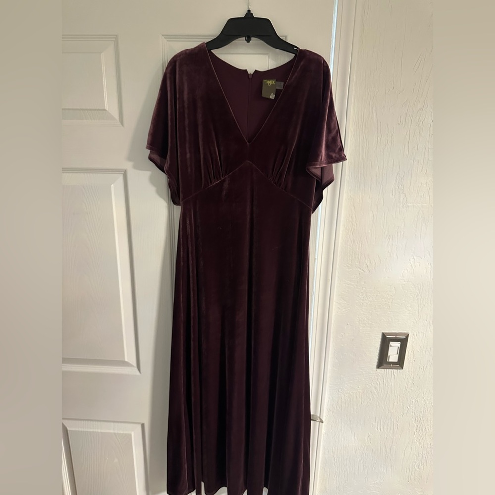 Dark Plum Velvet MIDI Dress